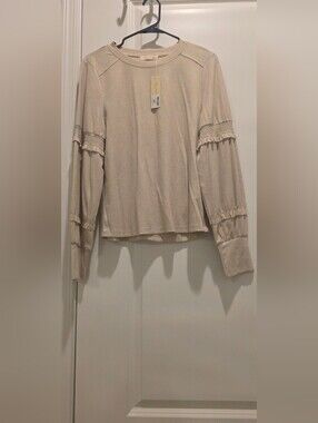 Doe & Rae Cream Ruffle-Sleeve Long Sleeve Top